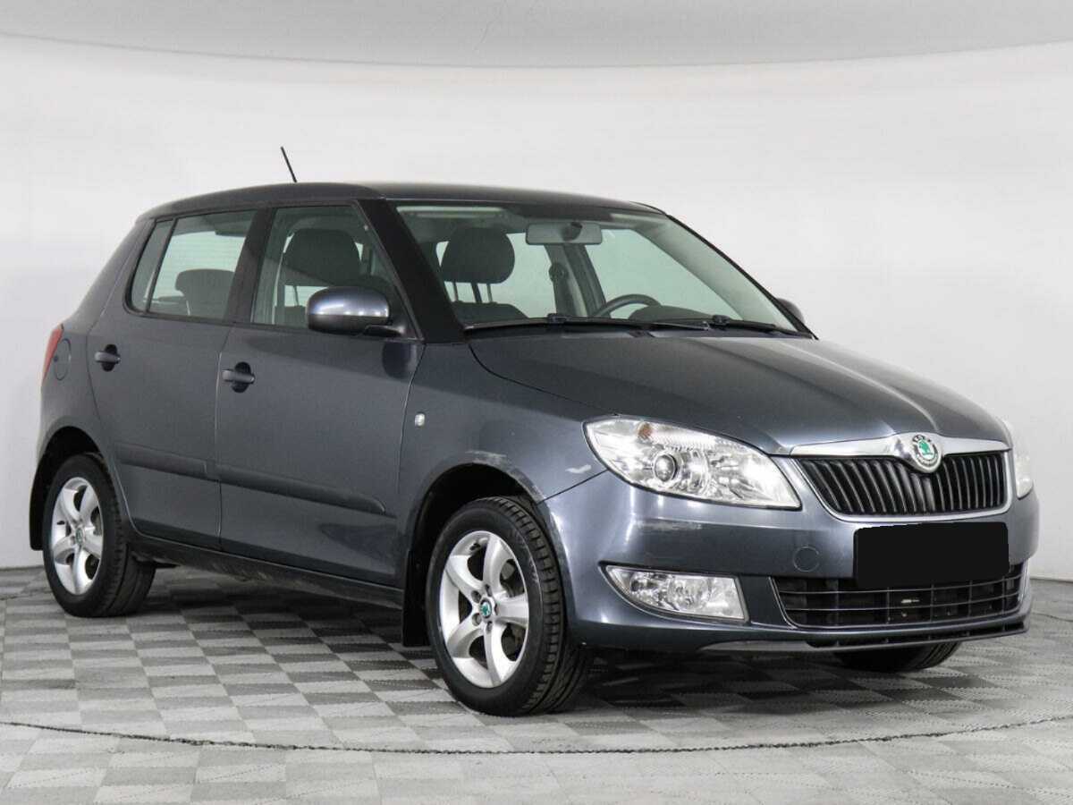 Skoda Fabia с пробегом — 2011 год. Фото: #2