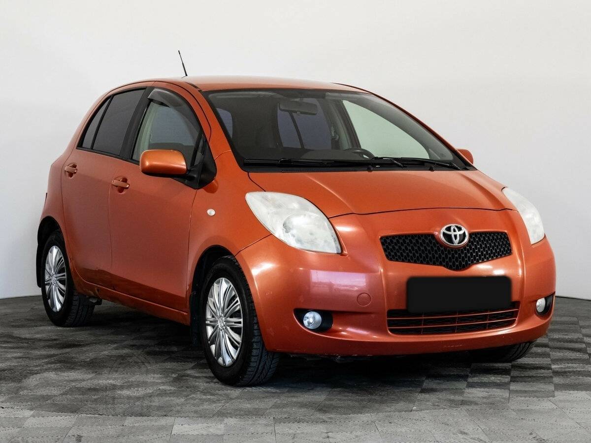Toyota Yaris с пробегом — 2006 год. Фото: #0