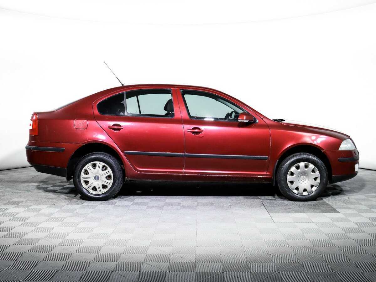 Skoda Octavia с пробегом — 2005 год. Фото: #3