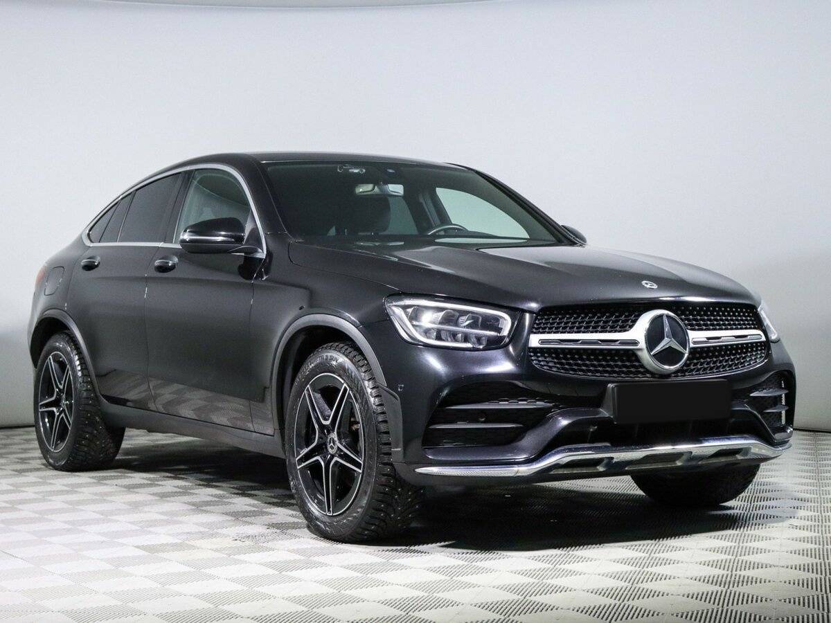 Mercedes-Benz GLC Coupe с пробегом — 2021 год. Фото: #2
