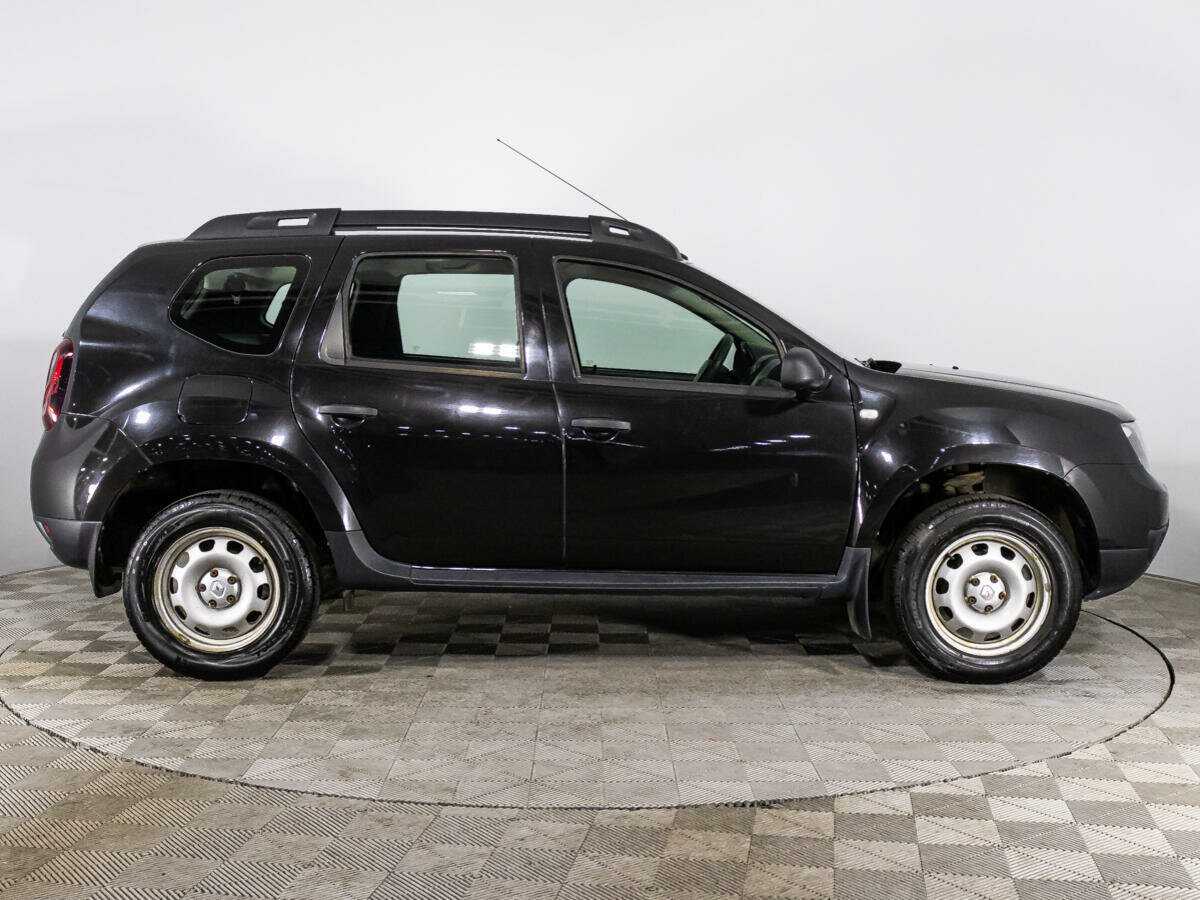 Renault Duster с пробегом — 2016 год. Фото: #3