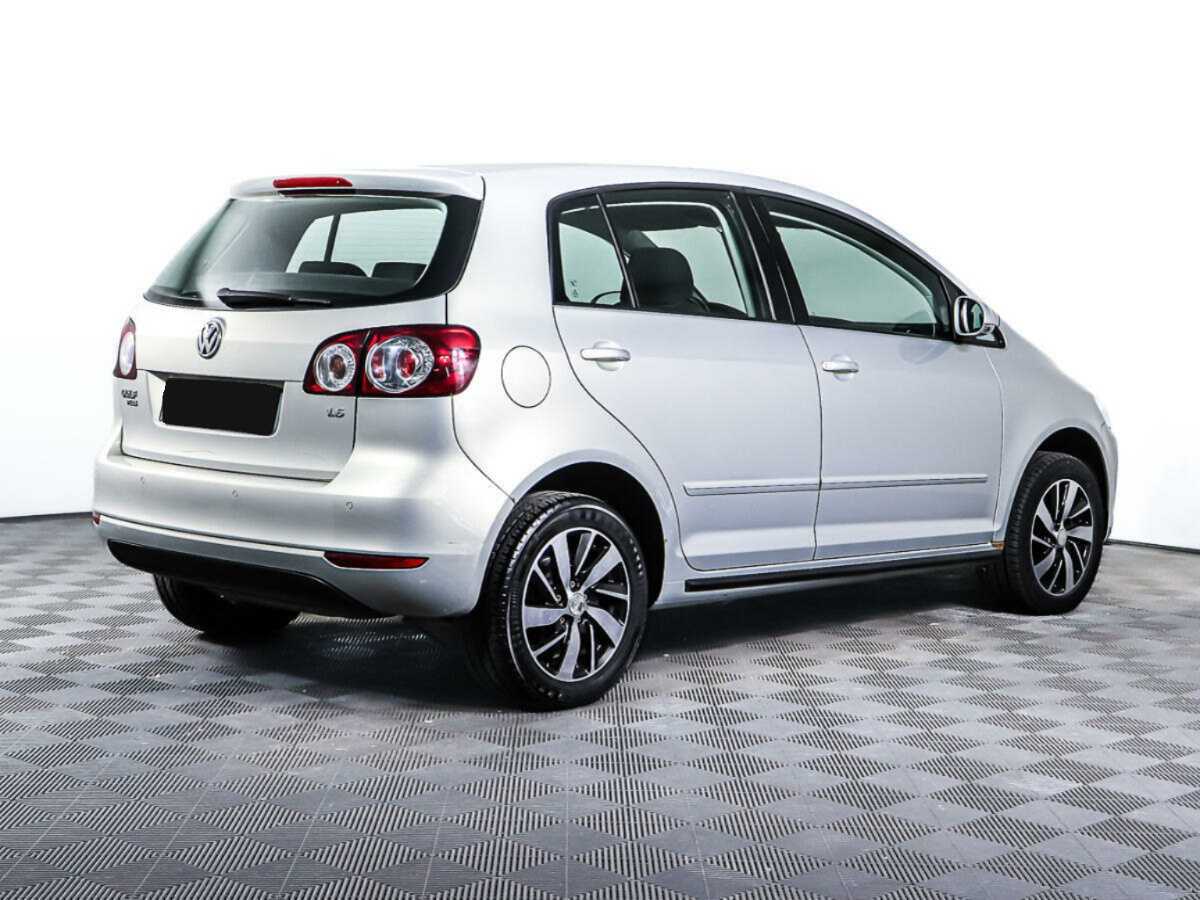 Volkswagen Golf Plus с пробегом — 2010 год. Фото: #4