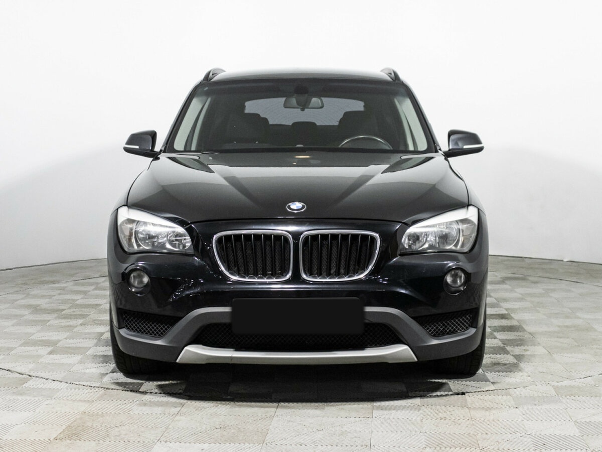 BMW X1 с пробегом — 2014 год. Фото: #1