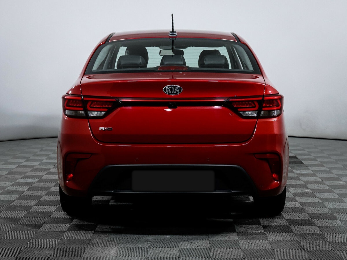 Kia Rio с пробегом — 2020 год. Фото: #4