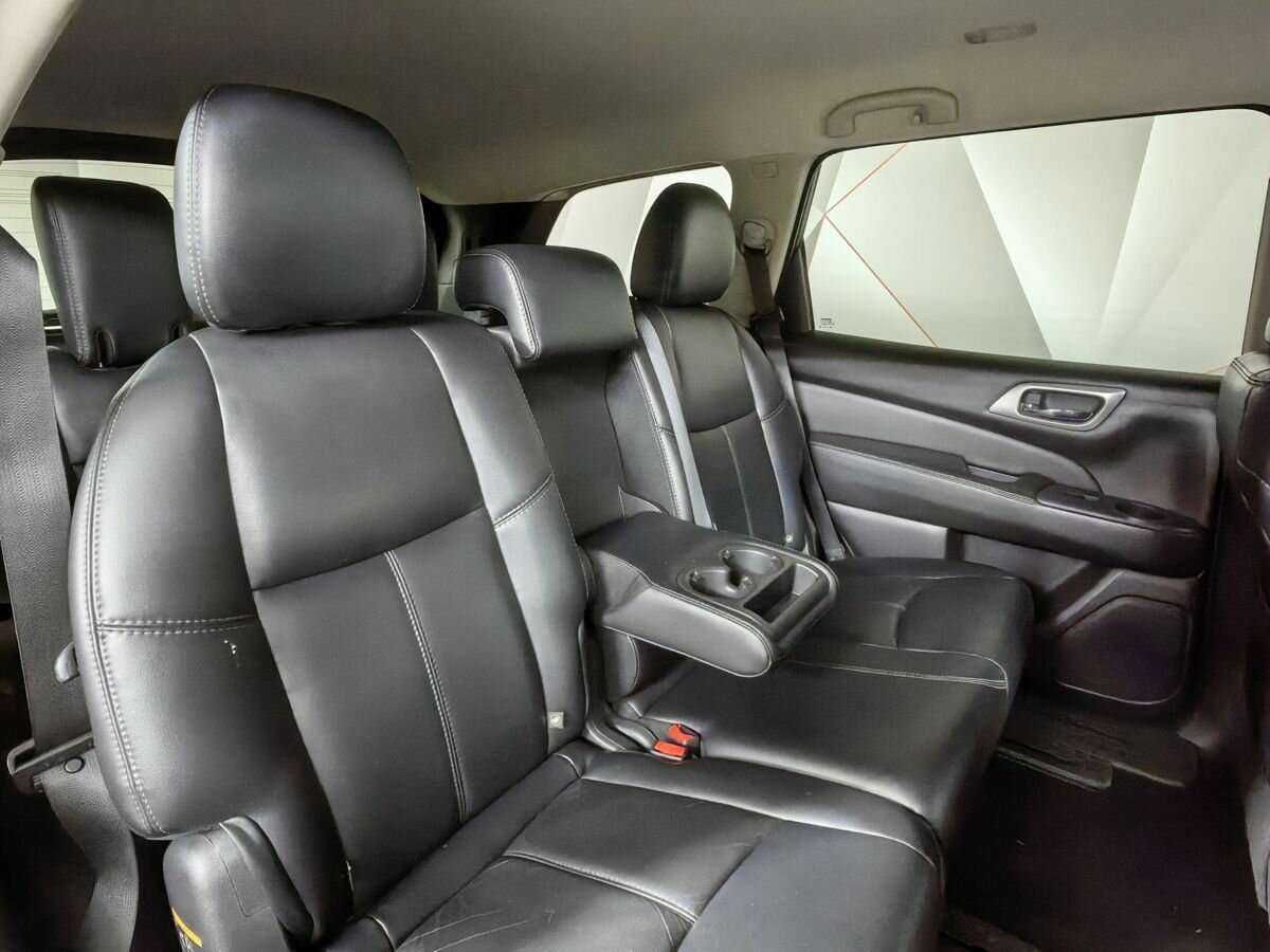 Nissan Pathfinder с пробегом — 2014 год. Фото: #12