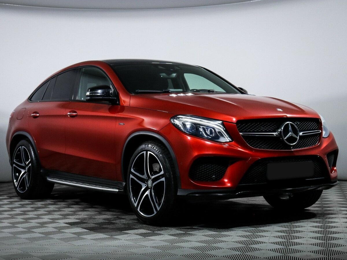 Mercedes-Benz GLE Coupe с пробегом — 2015 год. Фото: #2