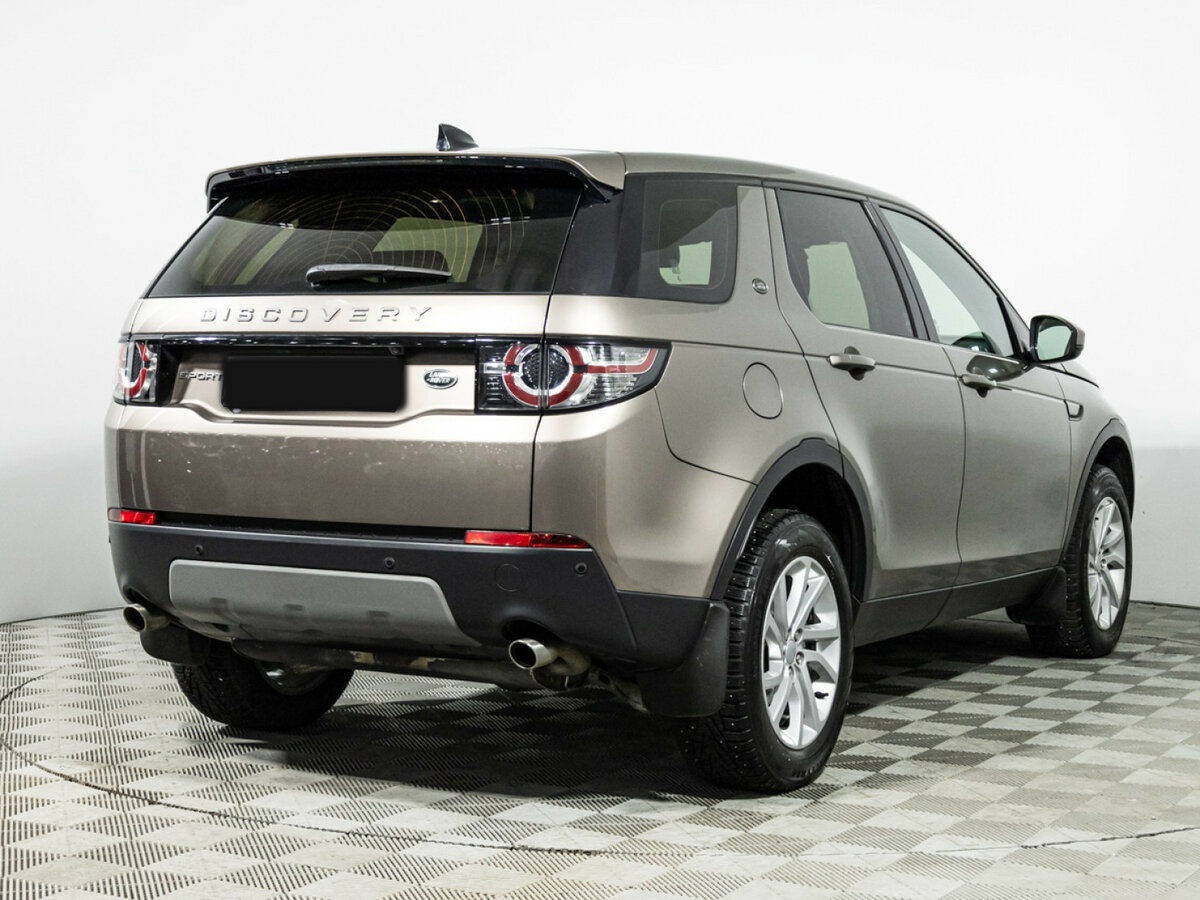 Land Rover Discovery Sport с пробегом — 2017 год. Фото: #3