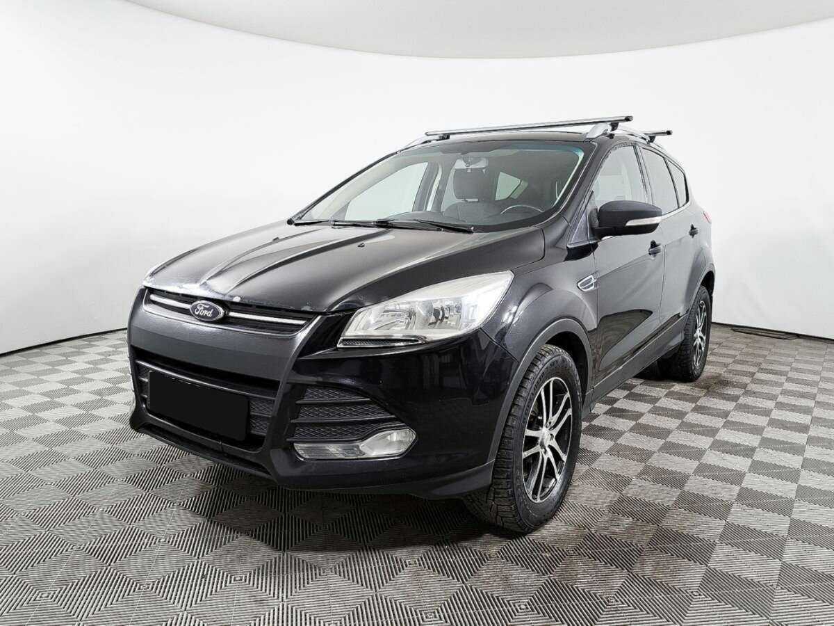 Ford Kuga с пробегом — 2014 год. Фото: #0