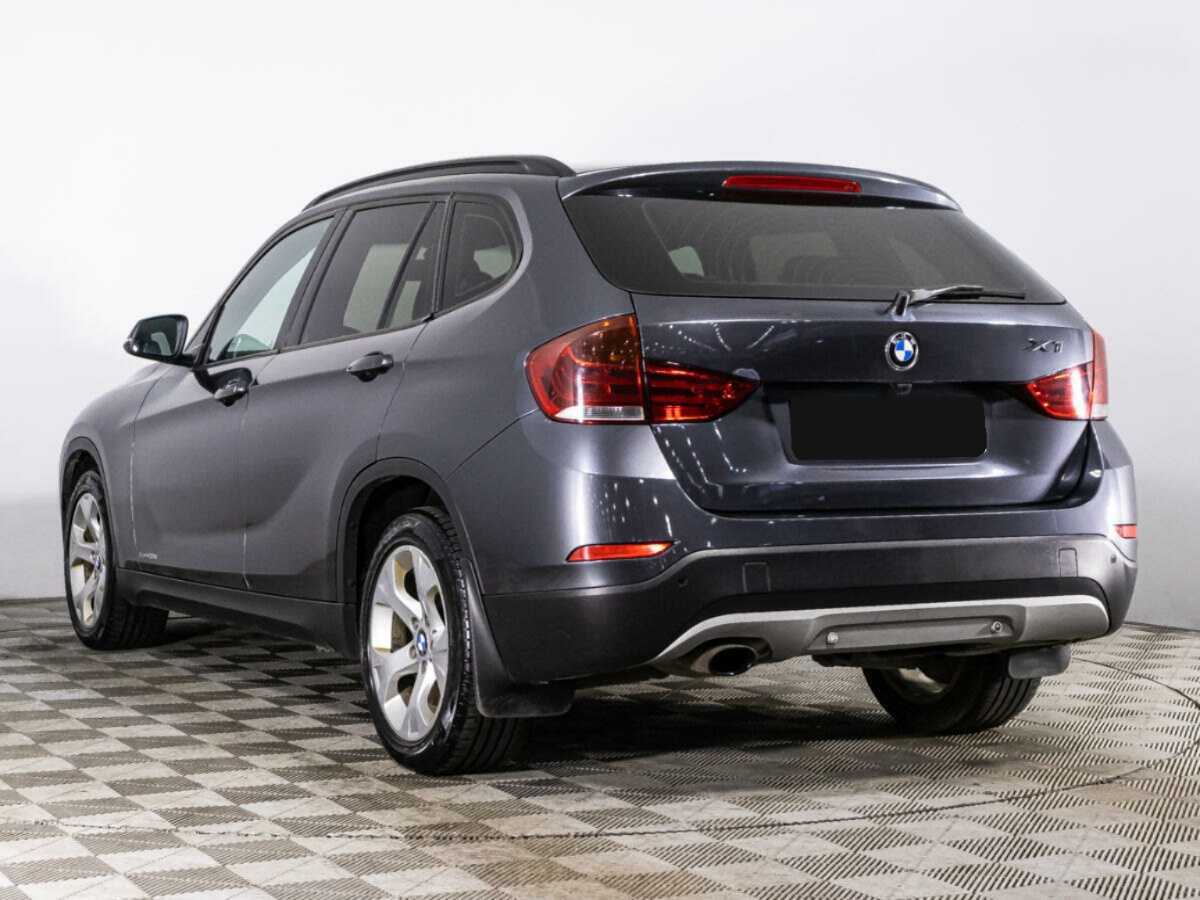 BMW X1 с пробегом — 2013 год. Фото: #6