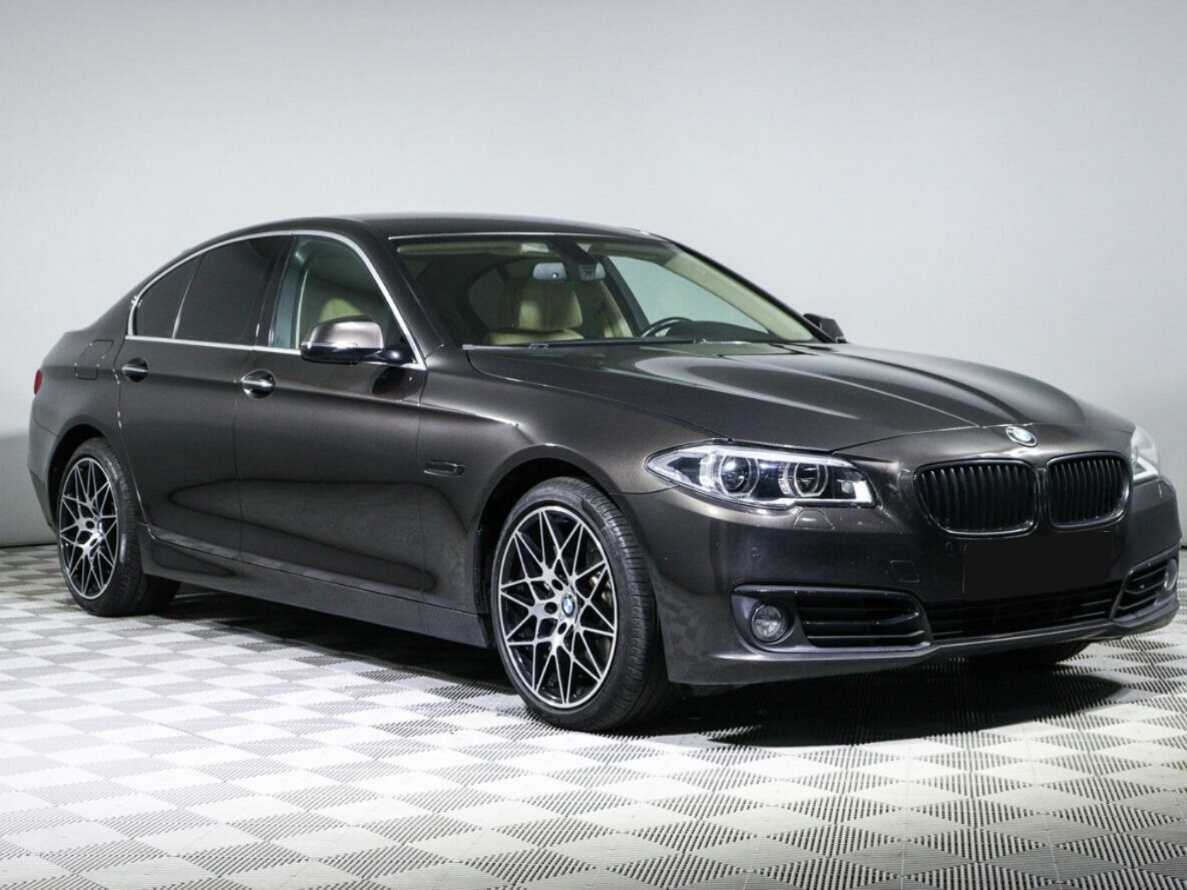BMW 5 серии с пробегом — 2016 год. Фото: #2