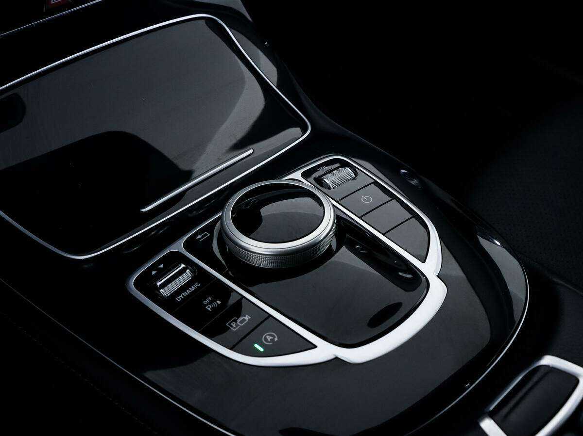 Mercedes-Benz E-Класс с пробегом — 2016 год. Фото: #18