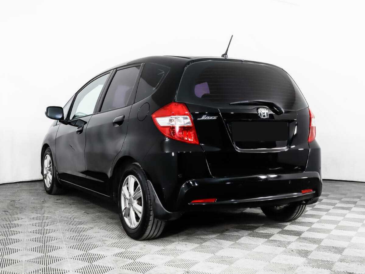 Honda Jazz с пробегом — 2012 год. Фото: #6