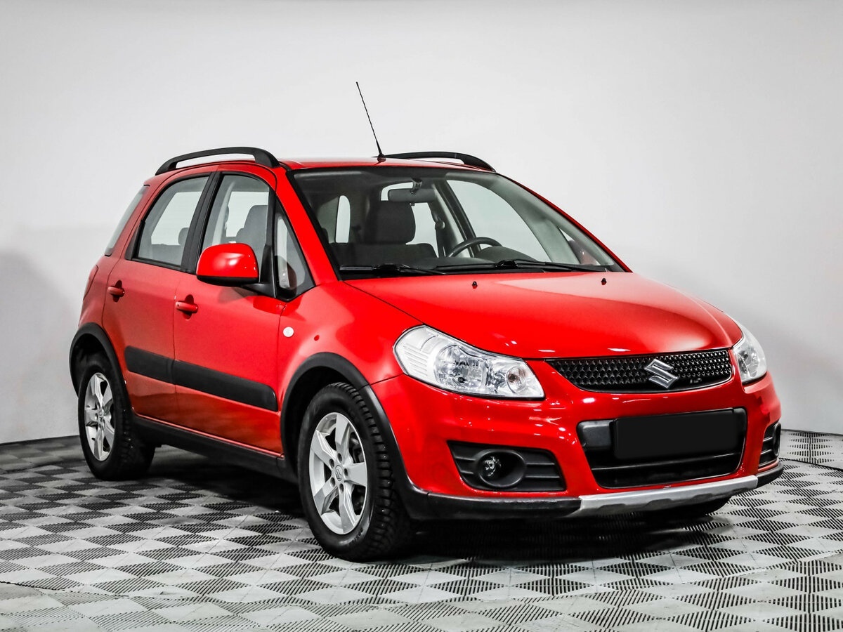 Suzuki SX4 с пробегом — 2011 год. Фото: #2