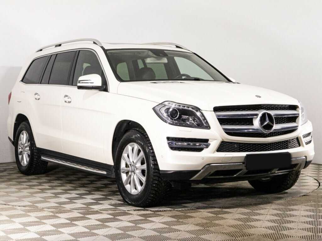 Mercedes-Benz GL-Класс с пробегом — 2015 год. Фото: #2