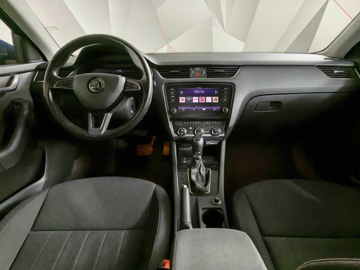 Skoda Octavia с пробегом — 2019 год. Фото: #9