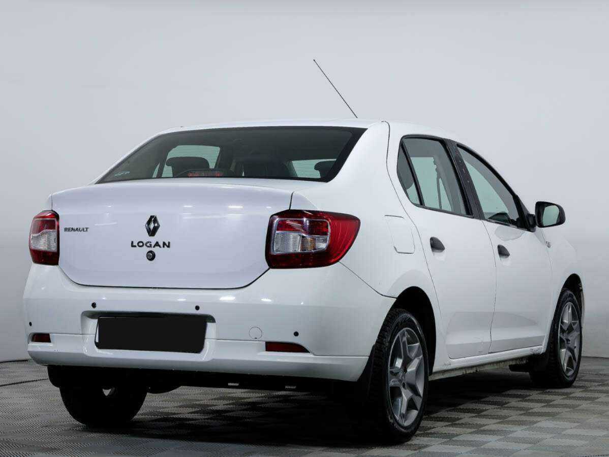Renault Logan с пробегом — 2014 год. Фото: #3