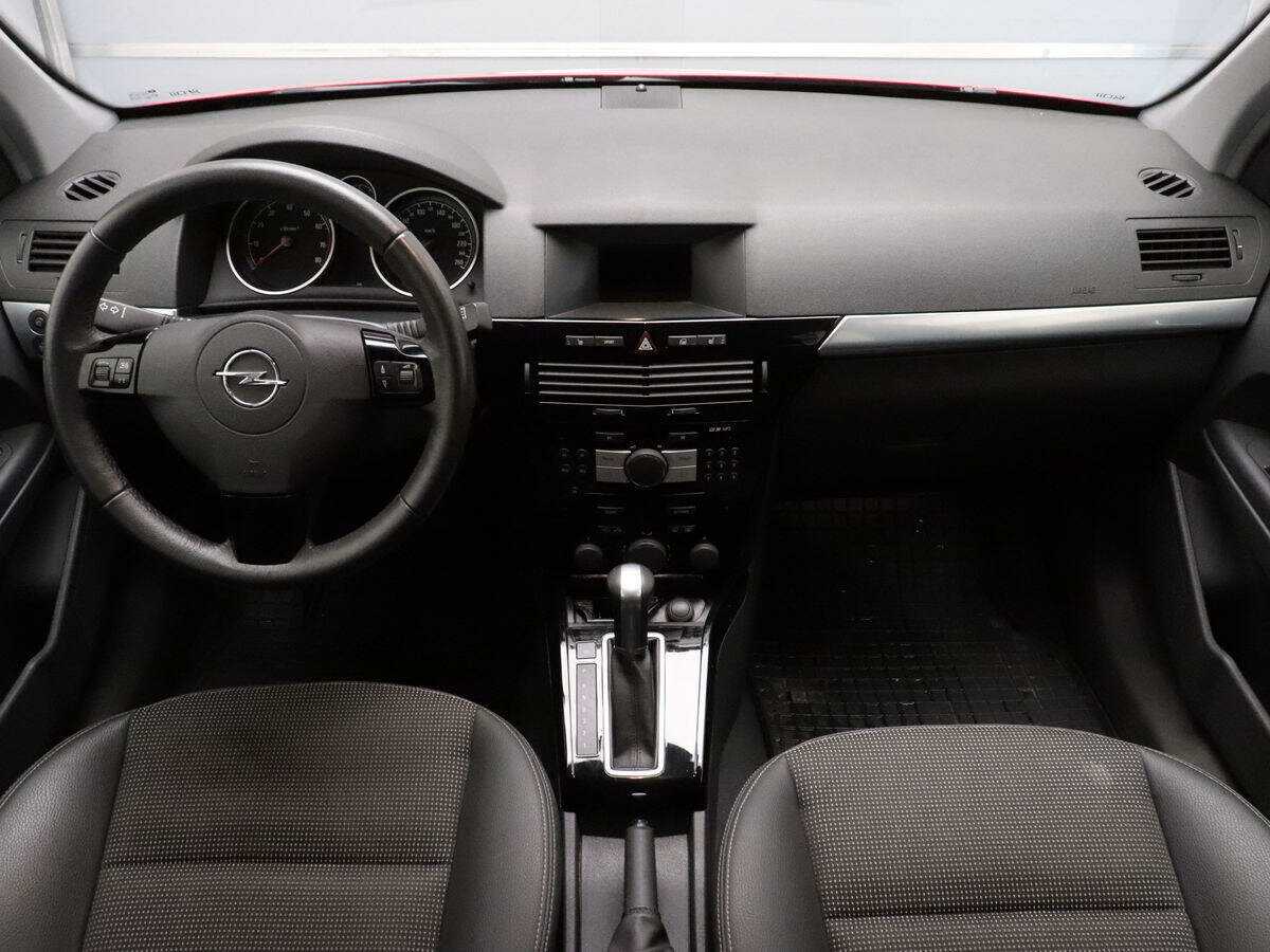 Opel Astra с пробегом — 2007 год. Фото: #8