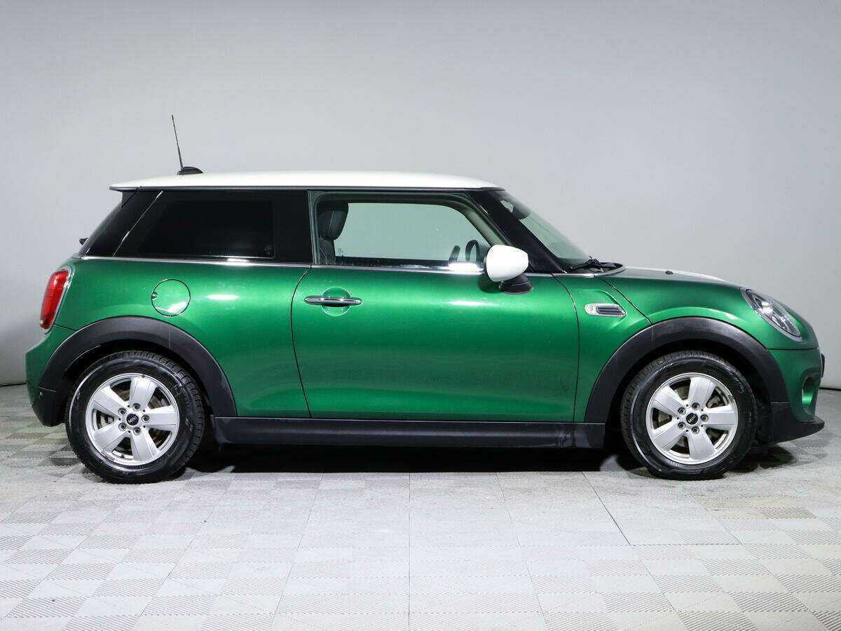 Mini Hatch с пробегом — 2021 год. Фото: #3