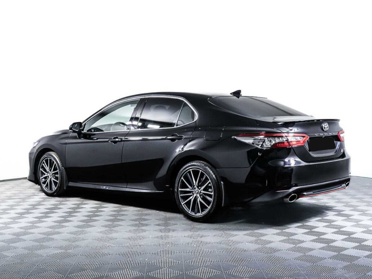 Toyota Camry с пробегом — 2021 год. Фото: #5