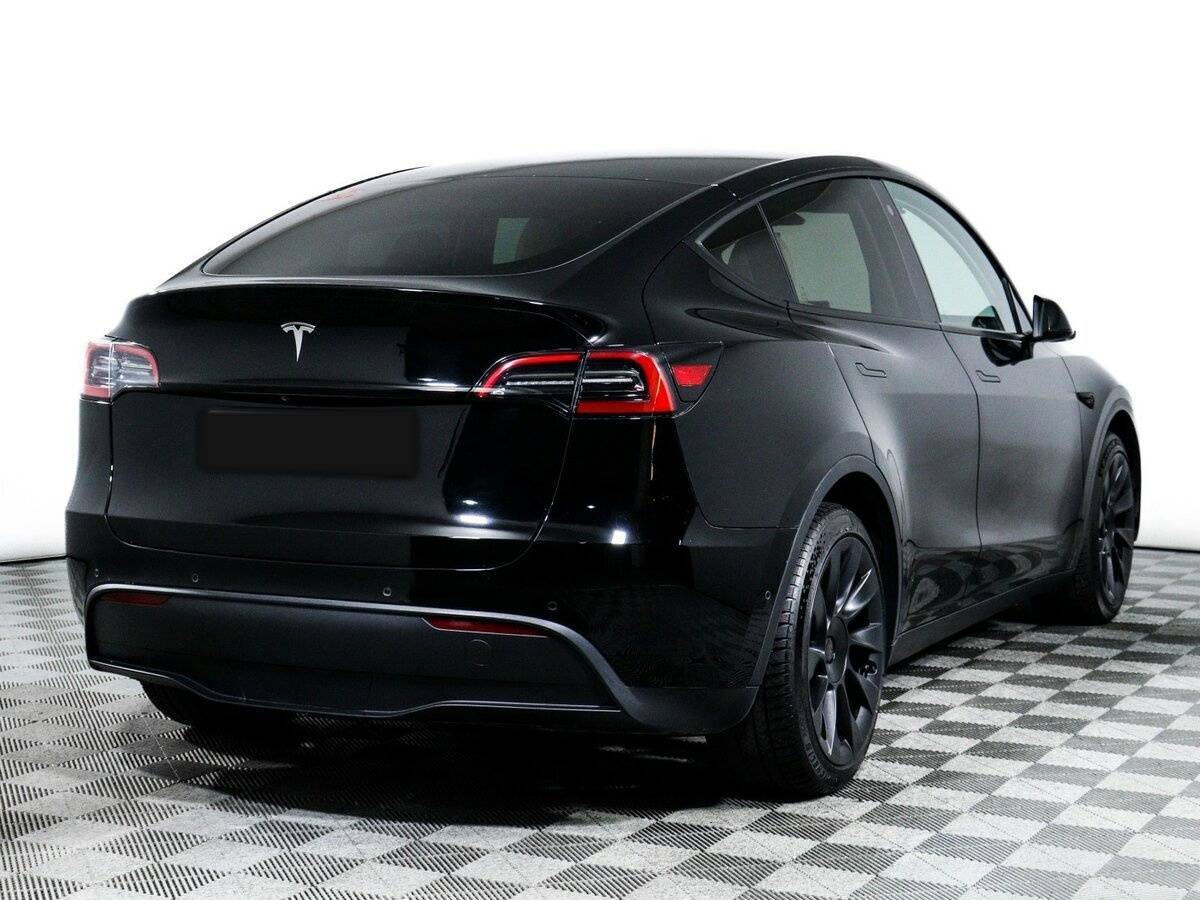 Tesla Model Y с пробегом — 2022 год. Фото: #4