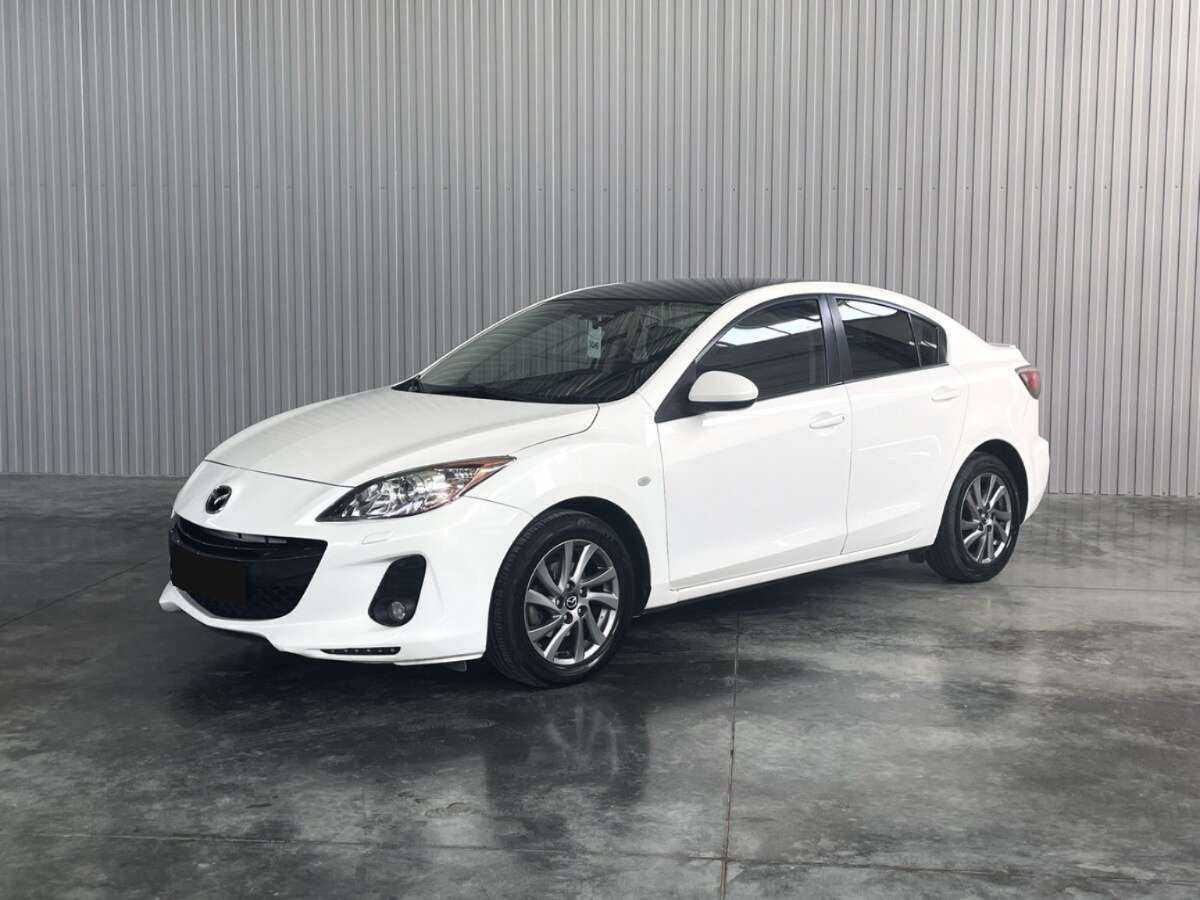 Mazda 3 с пробегом — 2012 год. Фото: #0