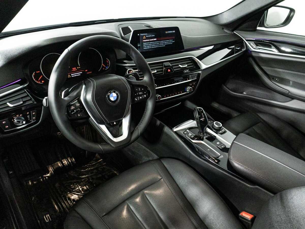 BMW 5 серии с пробегом — 2020 год. Фото: #10
