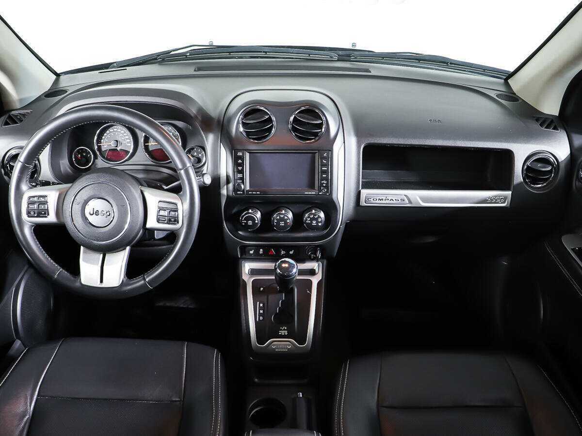 Jeep Compass с пробегом — 2013 год. Фото: #12