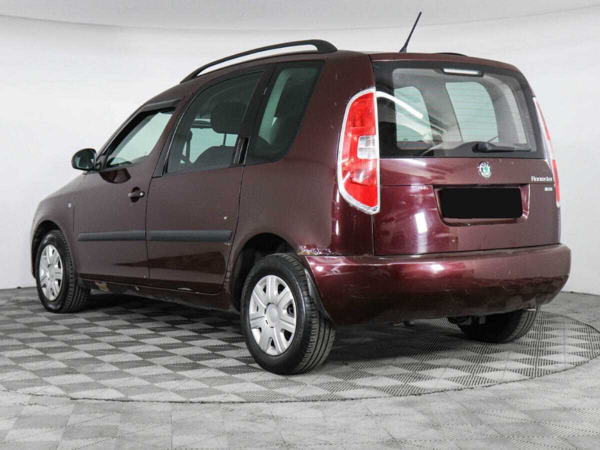 Skoda Roomster с пробегом — 2012 год. Фото: #3