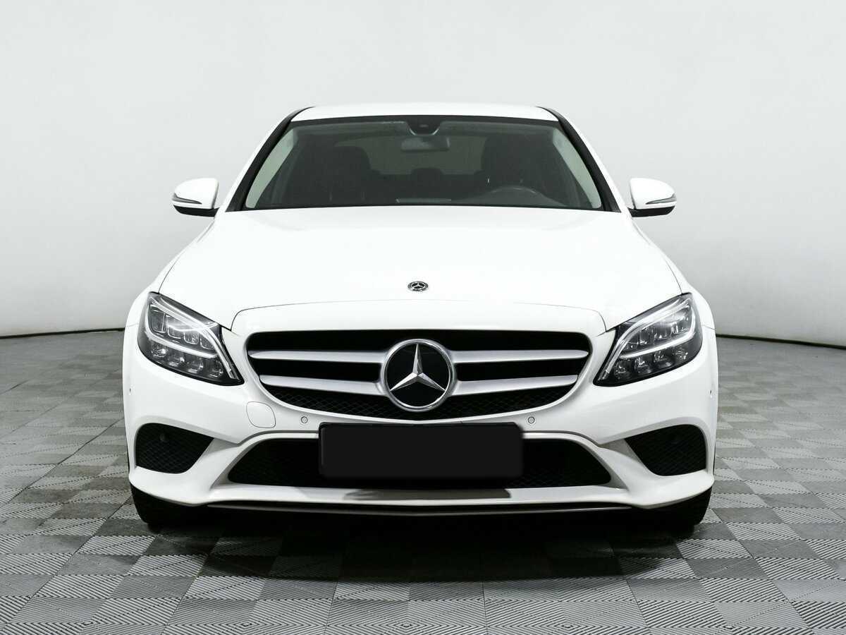 Mercedes-Benz C-Класс с пробегом — 2018 год. Фото: #1