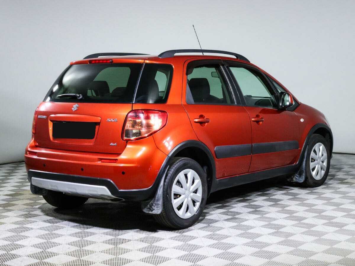 Suzuki SX4 с пробегом — 2012 год. Фото: #4