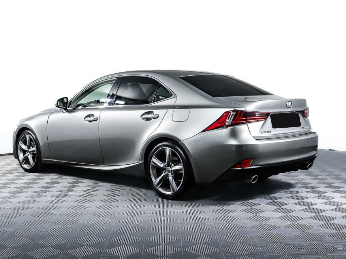 Lexus IS с пробегом — 2013 год. Фото: #6