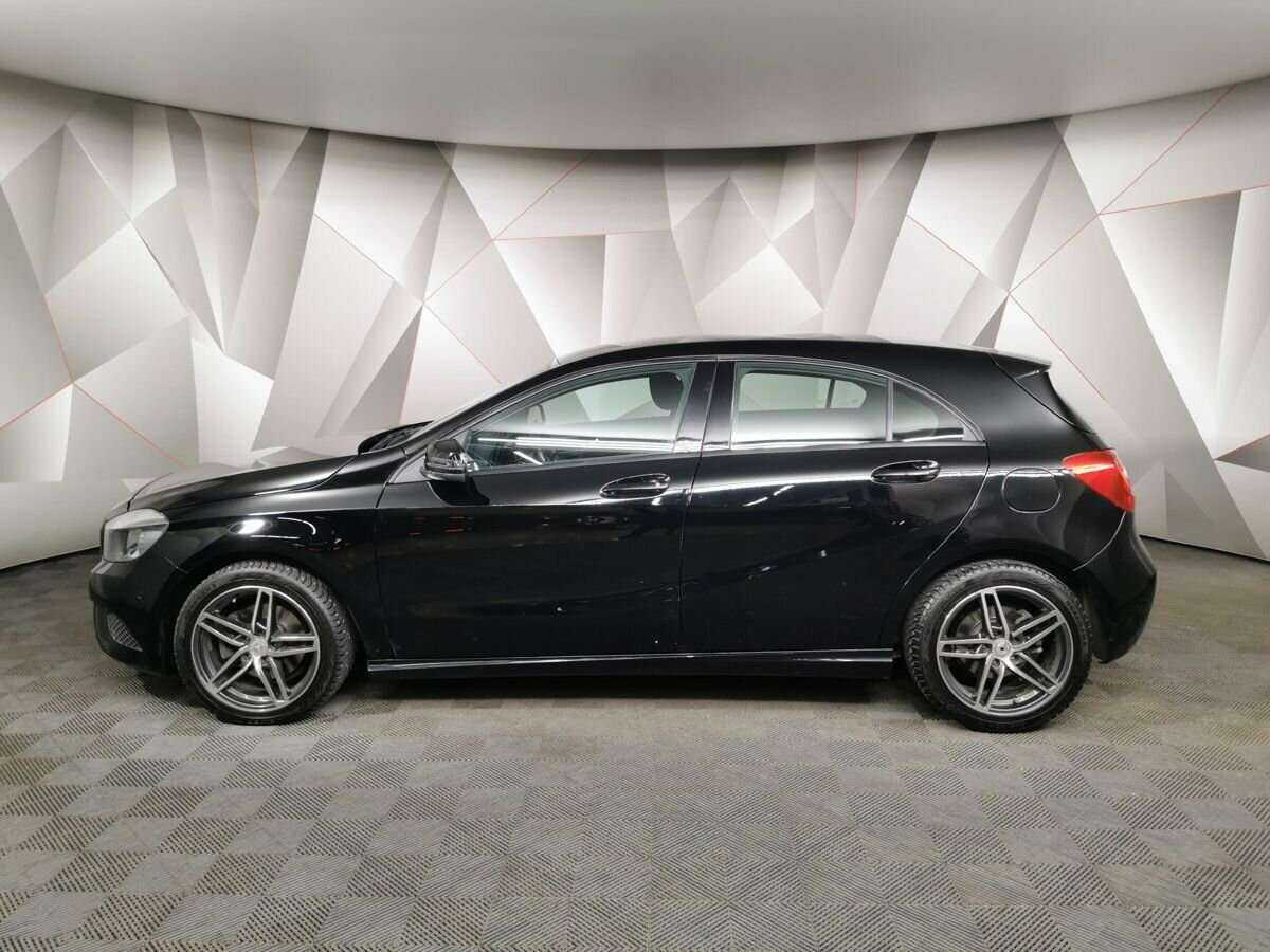Mercedes-Benz A-Класс с пробегом — 2014 год. Фото: #4