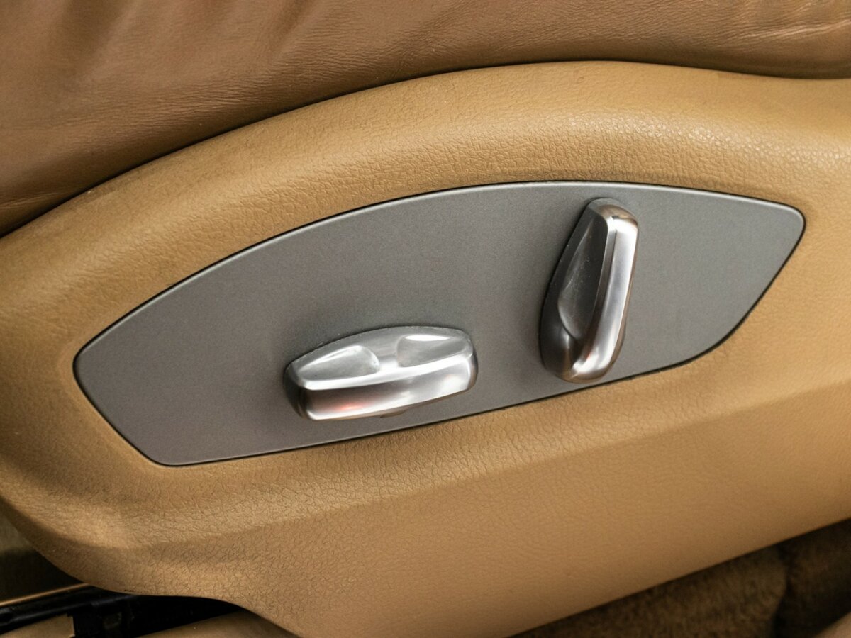 Porsche Cayenne с пробегом — 2011 год. Фото: #14