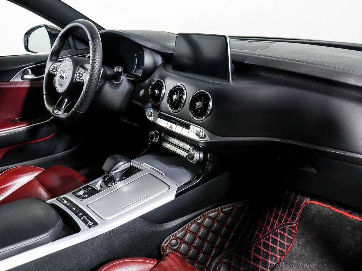 Kia Stinger с пробегом — 2020 год. Фото: #8