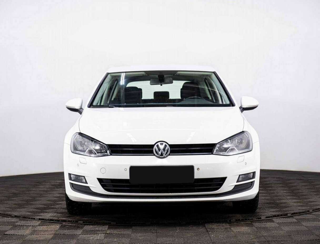 Volkswagen Golf с пробегом — 2014 год. Фото: #1