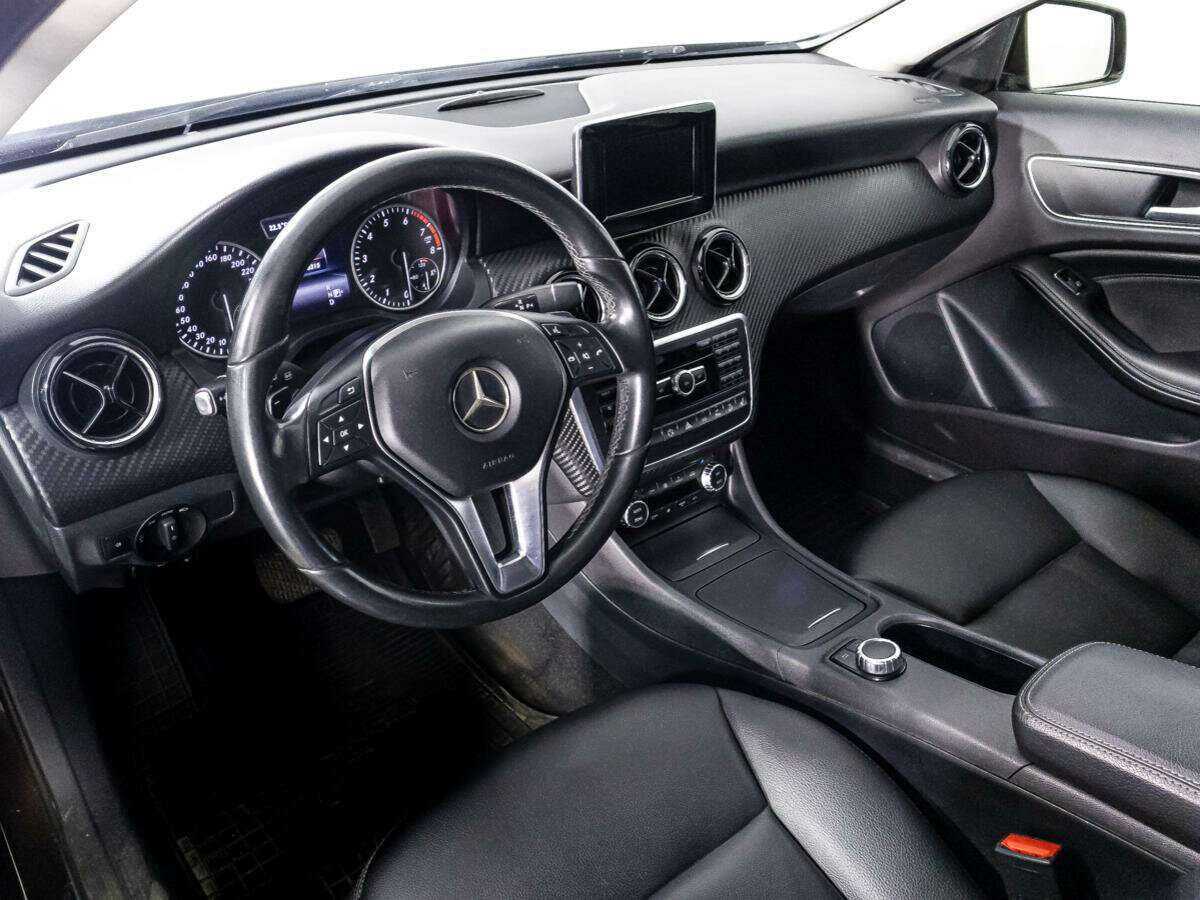 Mercedes-Benz GLA с пробегом — 2014 год. Фото: #10