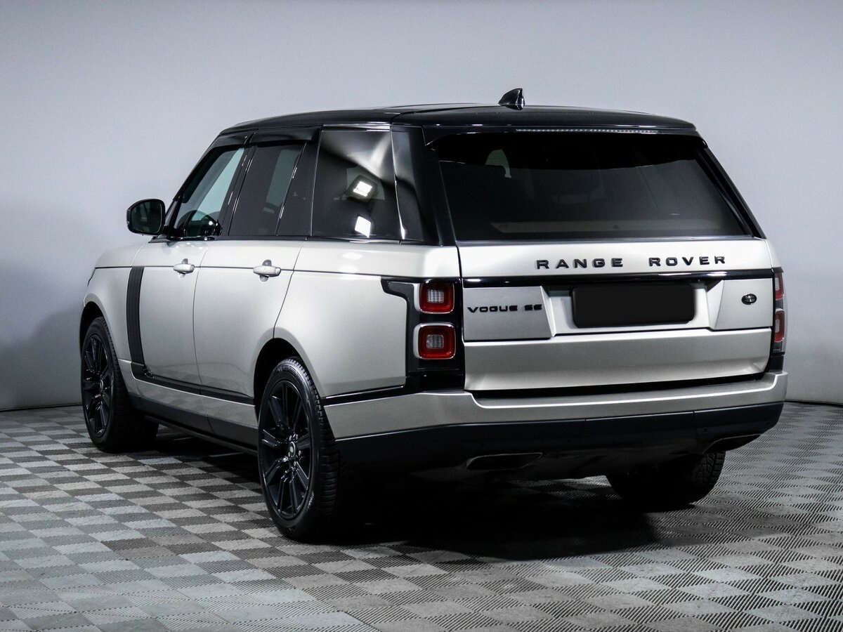 Land Rover Range Rover с пробегом — 2018 год. Фото: #6