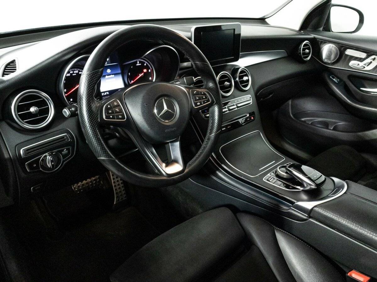 Mercedes-Benz GLC Coupe с пробегом — 2018 год. Фото: #10