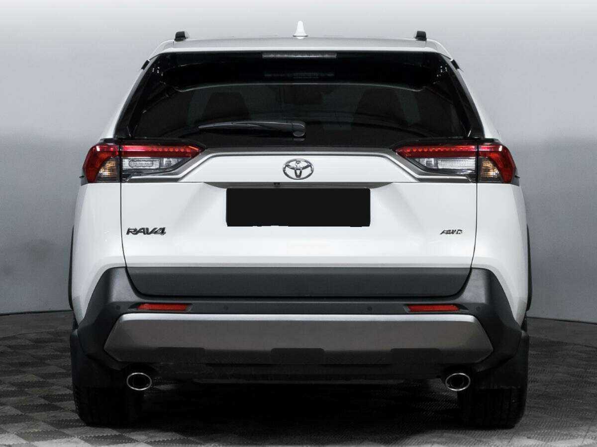 Toyota RAV4 с пробегом — 2021 год. Фото: #5