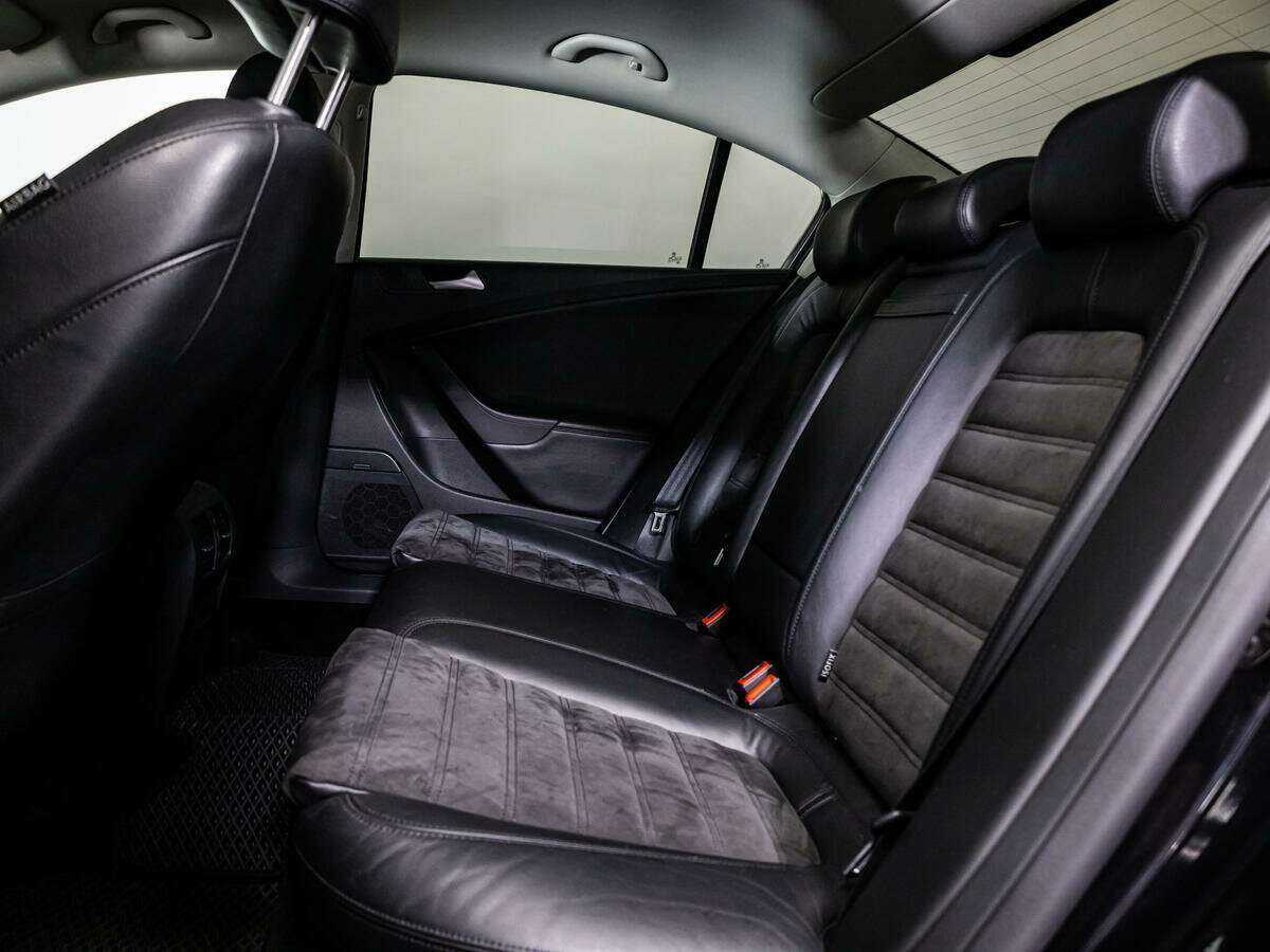 Volkswagen Passat с пробегом — 2010 год. Фото: #7