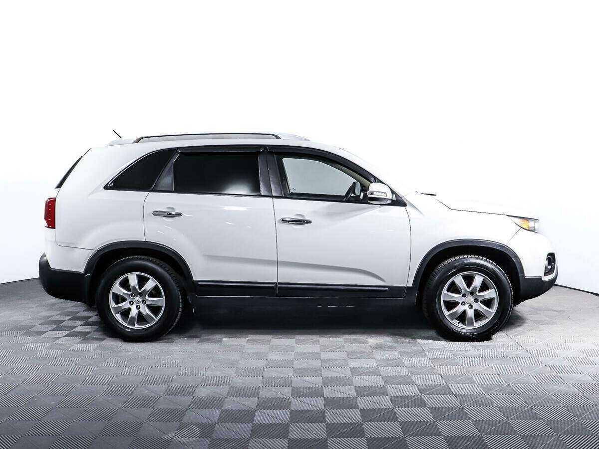 Kia Sorento с пробегом — 2010 год. Фото: #3