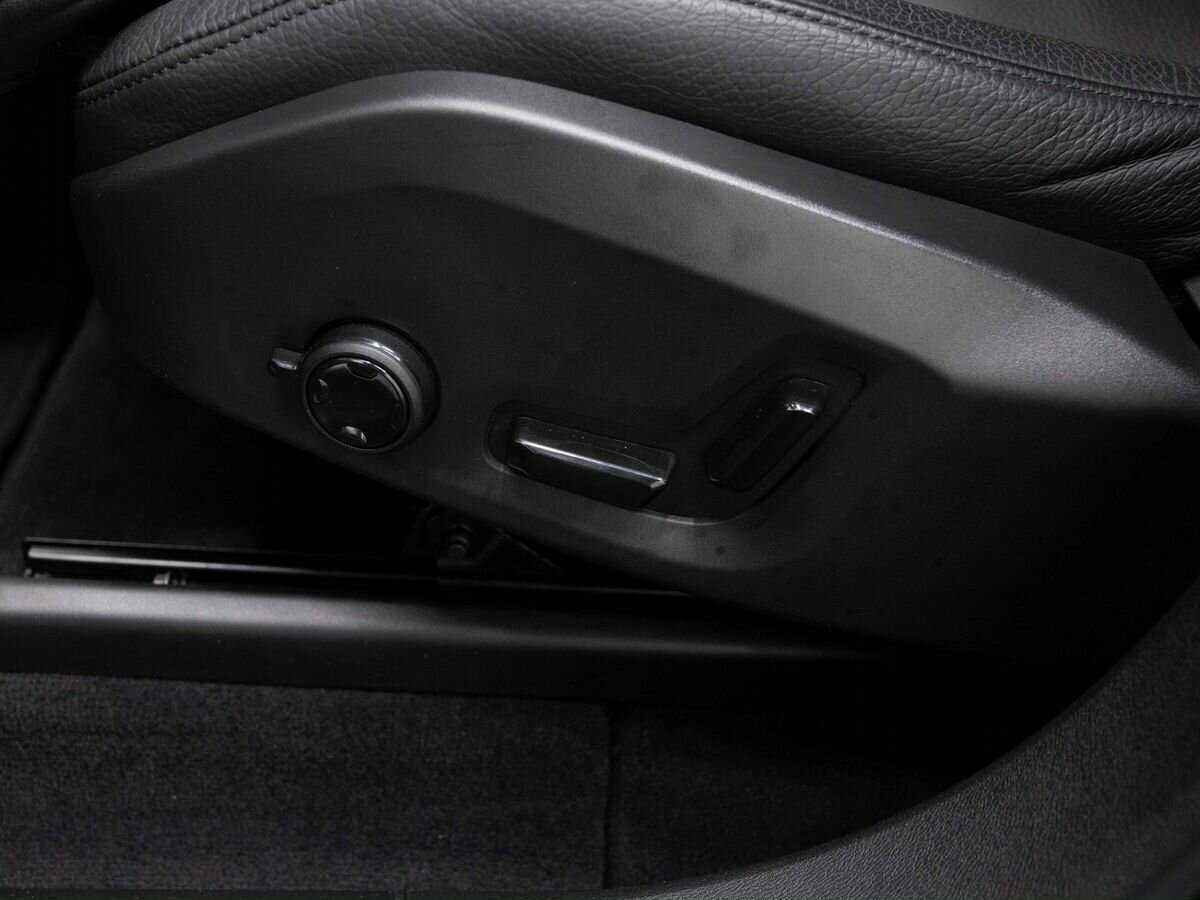 Volvo XC60 с пробегом — 2021 год. Фото: #23