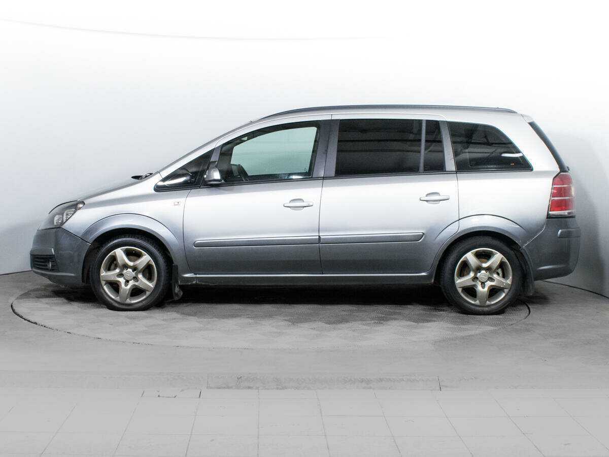 Opel Zafira с пробегом — 2007 год. Фото: #7