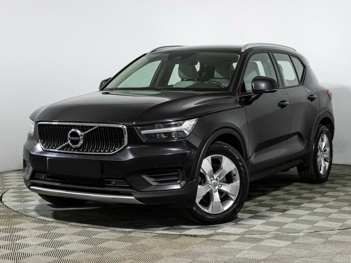 Volvo XC40 с пробегом — 2018 год. Посмотреть фото