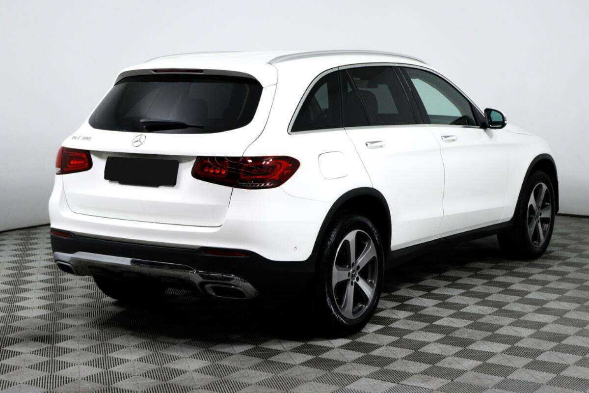 Mercedes-Benz GLC с пробегом — 2022 год. Фото: #4