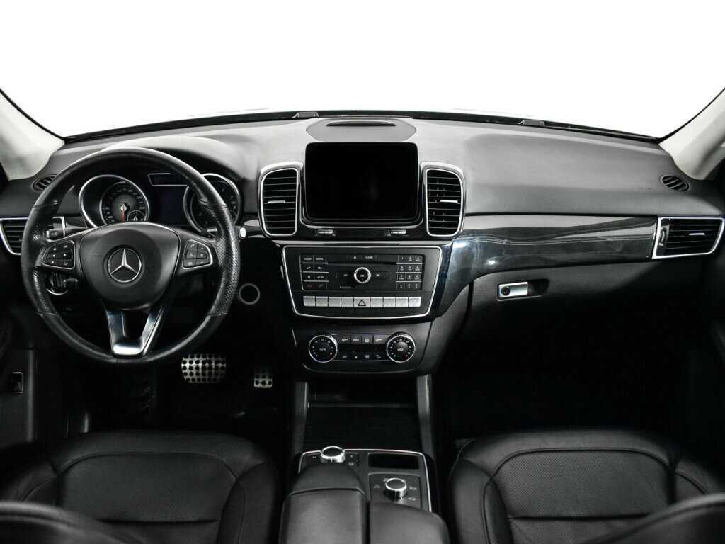 Mercedes-Benz GLE с пробегом — 2016 год. Фото: #11