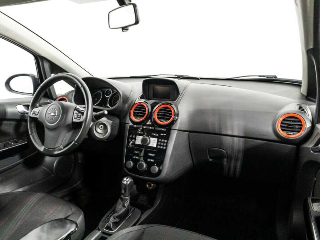 Opel Corsa с пробегом — 2011 год. Фото: #8