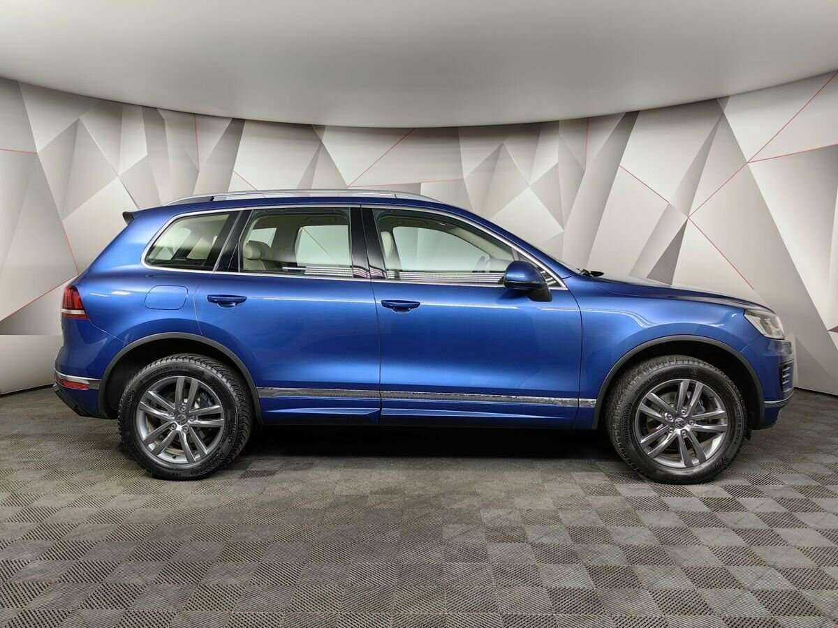 Volkswagen Touareg с пробегом — 2016 год. Фото: #5