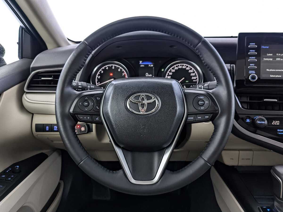 Toyota Camry с пробегом — 2022 год. Фото: #17