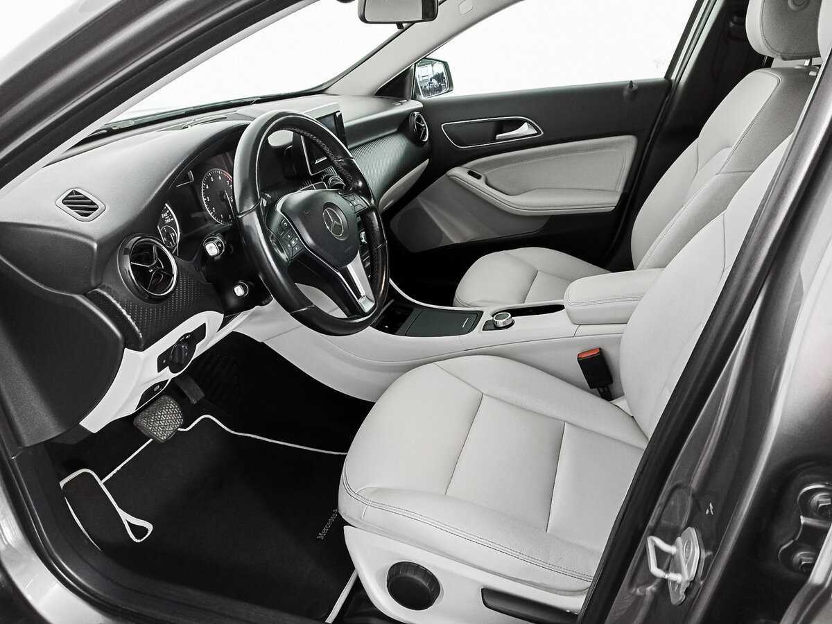 Mercedes-Benz GLA с пробегом — 2015 год. Фото: #13